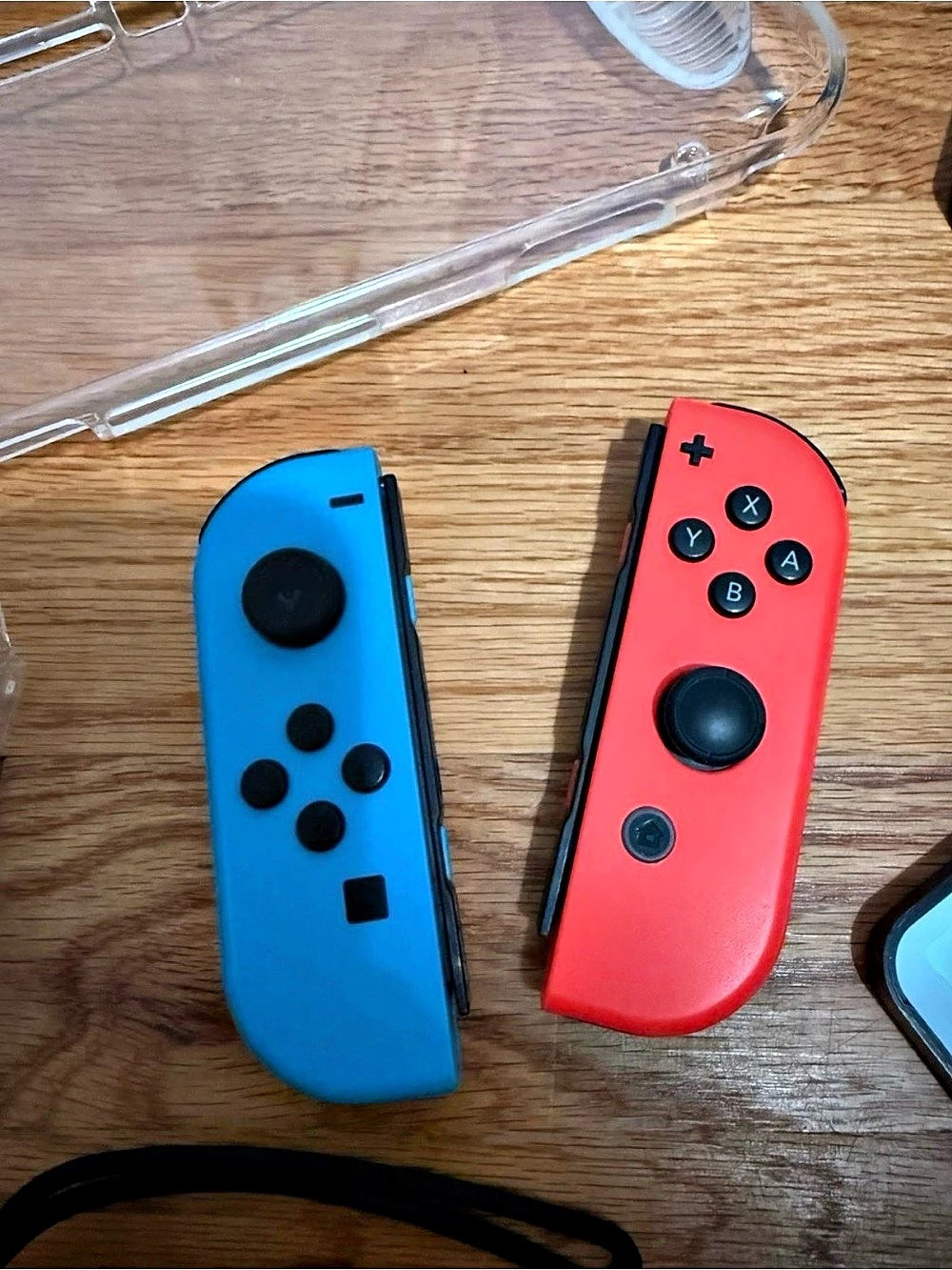 Nintendo Switch Joy-Con Controllers & Carrying Case